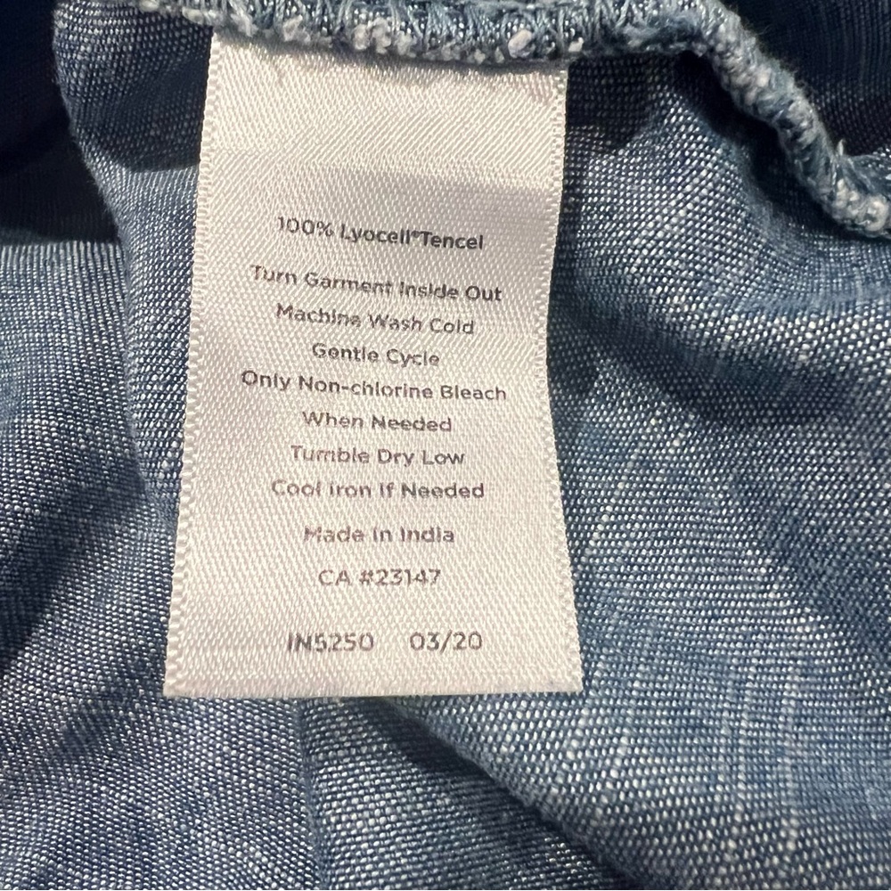 TALBOTS Plus Denim Tencel Sleeveless Top Sz 3X Tie-Front V-Neck GUC Casual - Picture 6 of 6